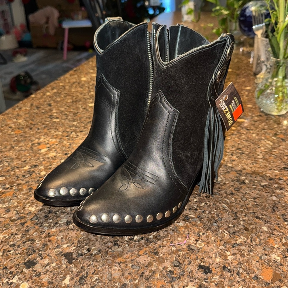 Baladigala Boot Brand new